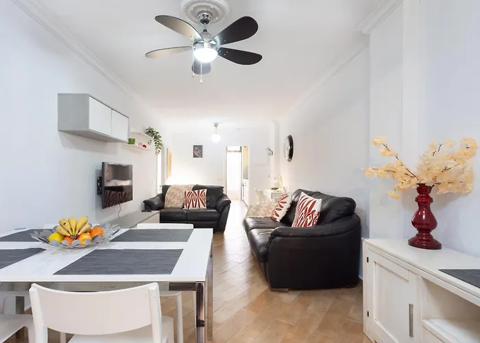 Home2book Cozy Flat Americas Beach, Pool