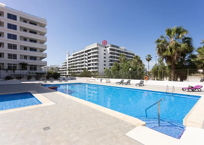 Home2book Cozy Flat Americas Beach, Pool